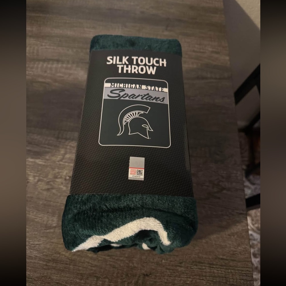 Michigan State Spartans Throw Blanket